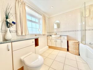 Photo 13- click for photo gallery